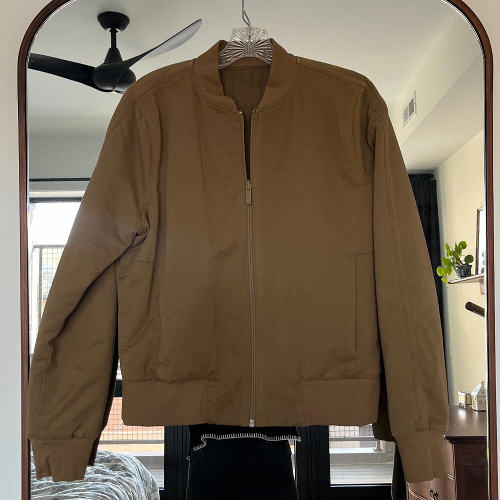 Lululemon Women's Reversible Bomber Jacket Olive Green Size 8/M